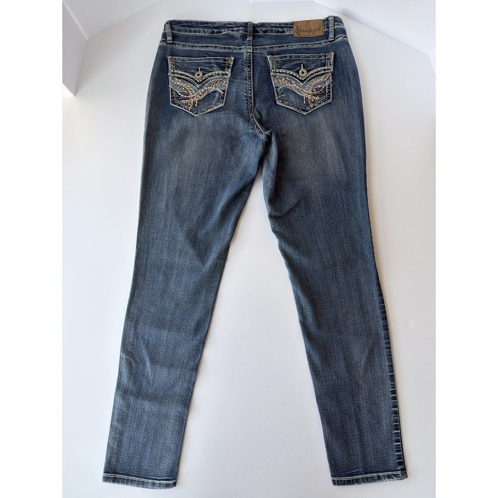 Soundgirl Women's Juniors 15 Blue Medium Wash Skinny Jeans Stretch Embroidered - Picture 2 of 10
